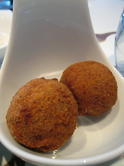 蝦肉 Croquette